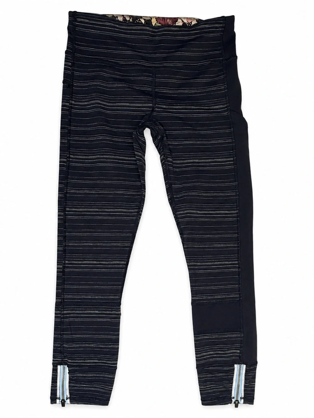 Lululemon Run The World 7/8 Tight Cyber Stripe Navy Leggings Size 4
